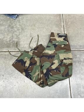 vintage military woodland camo relaxed baggy fit cargo pants size 30 x 30